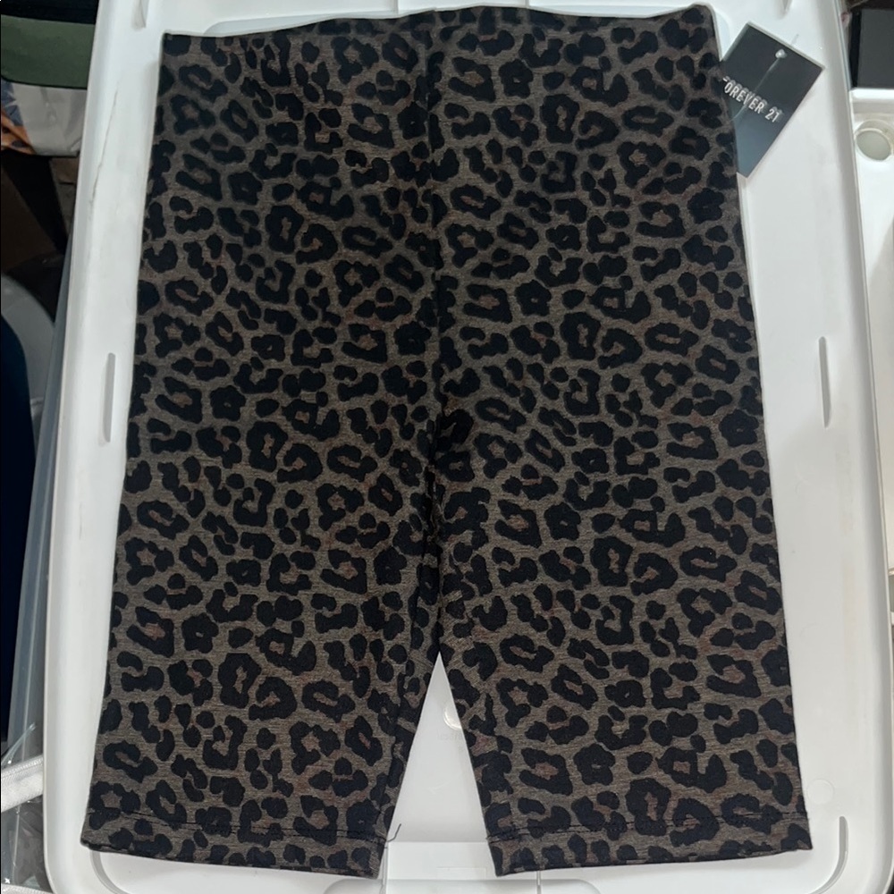 Forever 21 Black and Brown Kids Shorts Athletic Style
